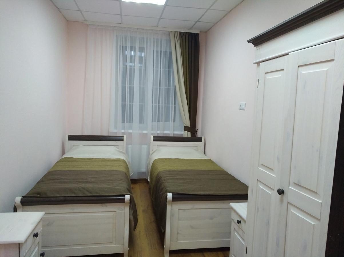 Baza Otdykha Chaika Hotel Zhodzina Bagian luar foto