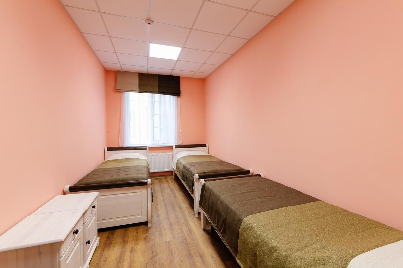 Baza Otdykha Chaika Hotel Zhodzina Bagian luar foto