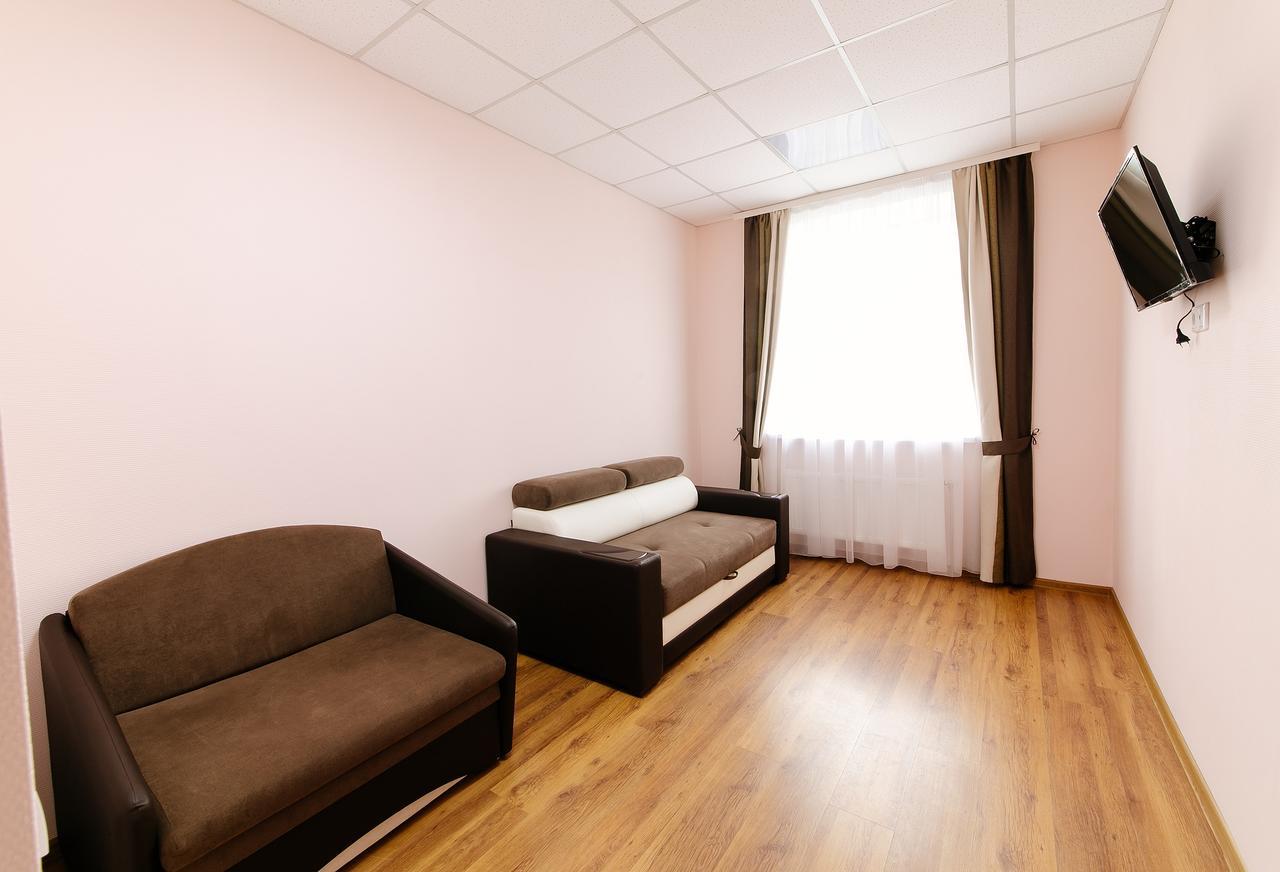 Baza Otdykha Chaika Hotel Zhodzina Bagian luar foto